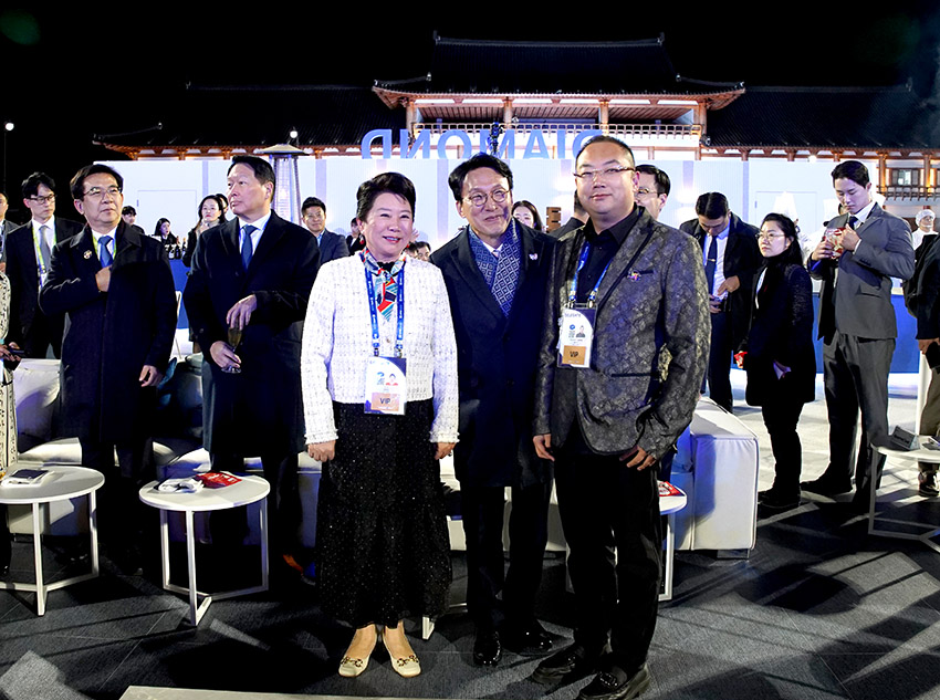 APEC 2025 se inaugura en Gyeongju: la delegación de 20 miembros del Grupo MEBO entra en escena