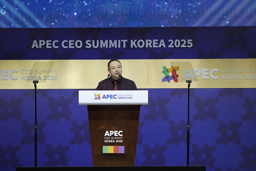 Kevin Xu pronuncia un discurso magistral en APEC 2025: construyendo un futuro de salud digital centrado en las personas